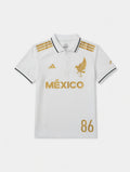 Playera polo blanca con dorado